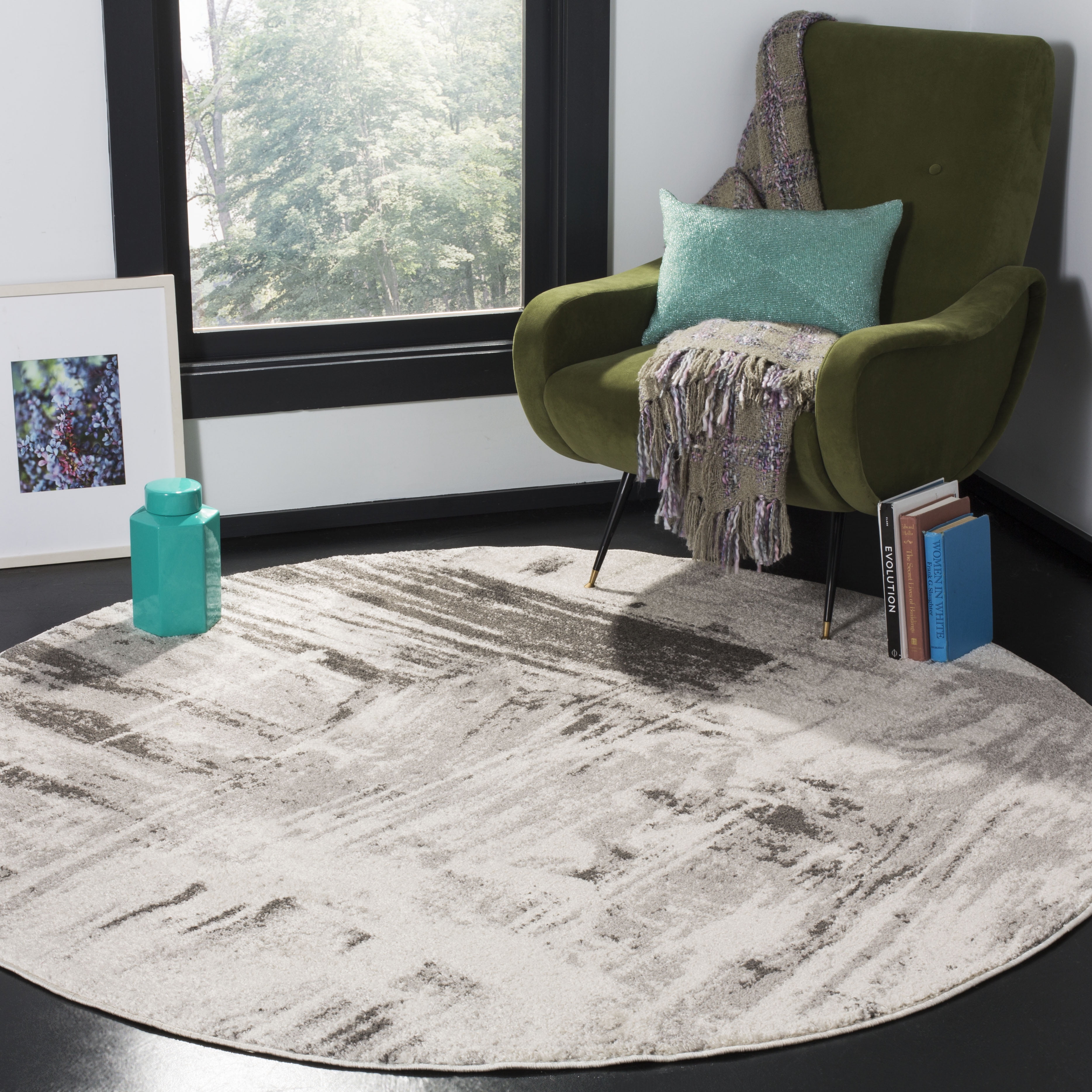 Ivory and Grey Round Synthetic Easy Care Area Rug