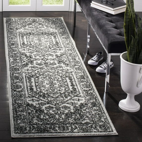 Safavieh Adirondack Xavier Oriental Runner Rug, Silver/Black, 2'6" x 12'