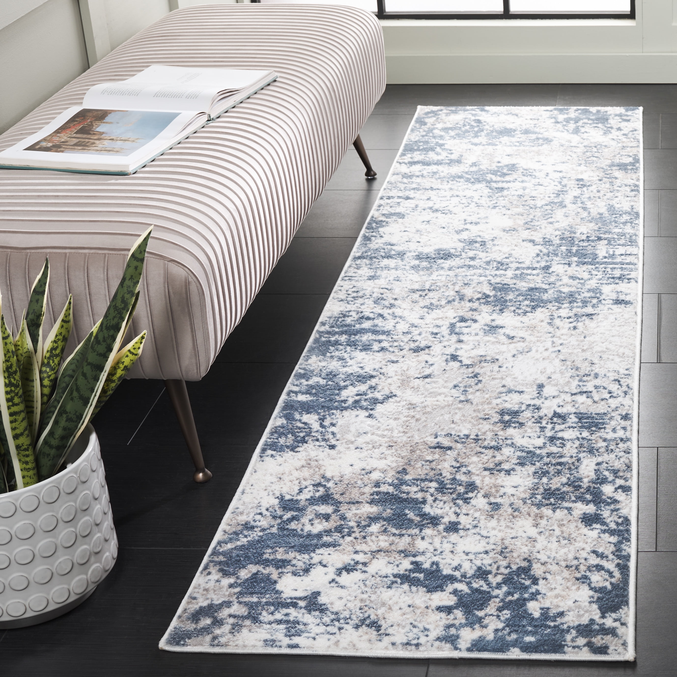 SAFAVIEH Amelia Alastar Abstract Distressed Runner Rug, Dark Blue/Gray, 2'2" x 6'