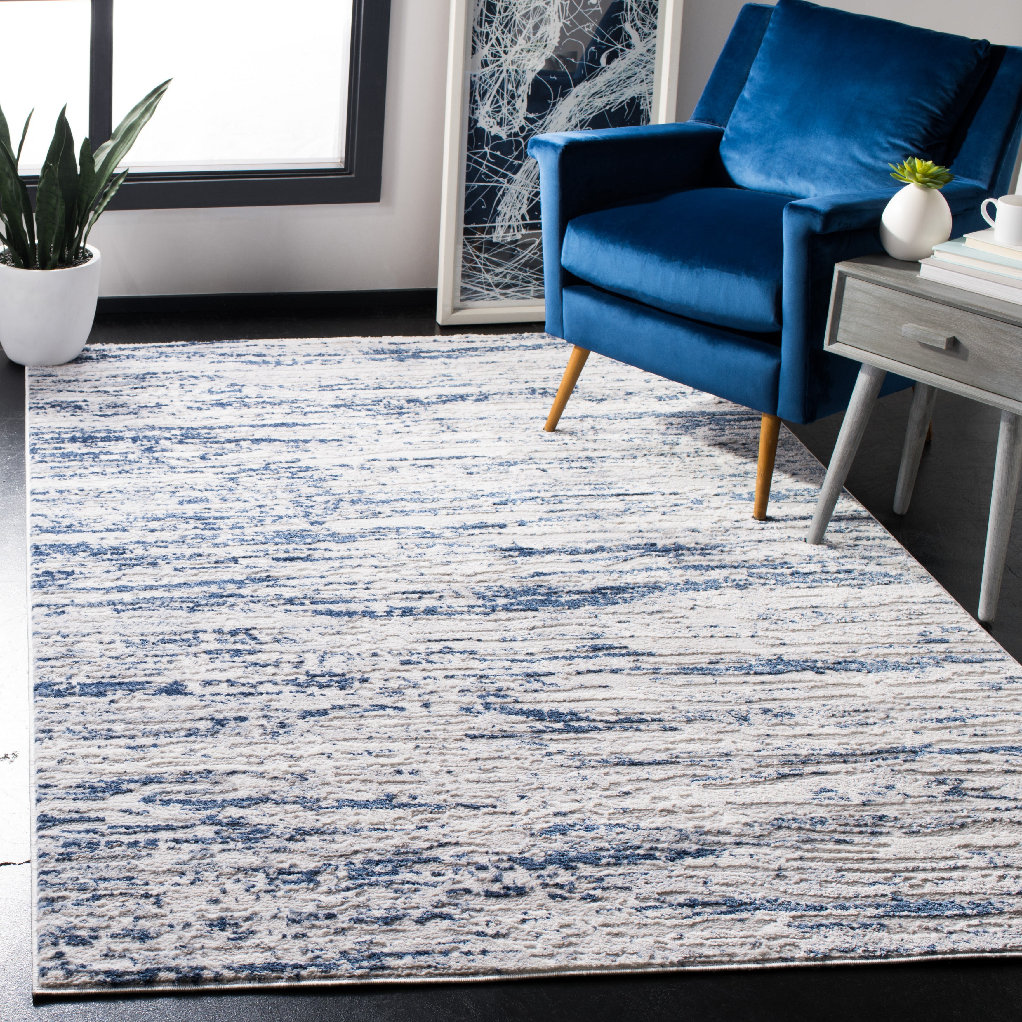 Amelia 4' x 6' Grey and Navy Abstract Rug