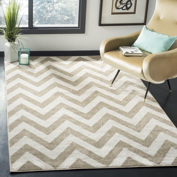 Safavieh Amherst Peronal Geometric Area Rug, Wheat/Beige, 2'6" x 4'
