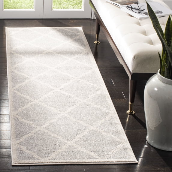 Safavieh Amherst Sharalyn Geometric Runner Rug, Light Gray/Beige, 2'3" x 11'