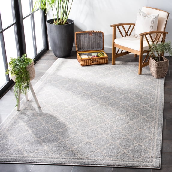 Safavieh Amherst Trina Geometric Area Rug, Light Gray/Beige, 3' x 5'