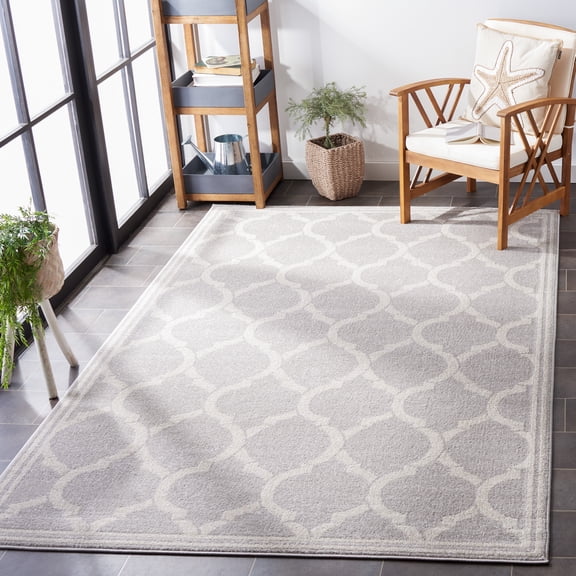 Safavieh Amherst Wendy Geometric Area Rug, Light Gray/Ivory, 5'3" x 8'