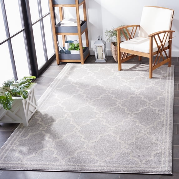 Safavieh Amherst Wesley Geometric Area Rug, Light Gray/Ivory, 5'3" x 8'