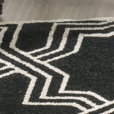 Safavieh Amherst William Geometric Area Rug, Anthracite/Ivory, 7' x 7' Round