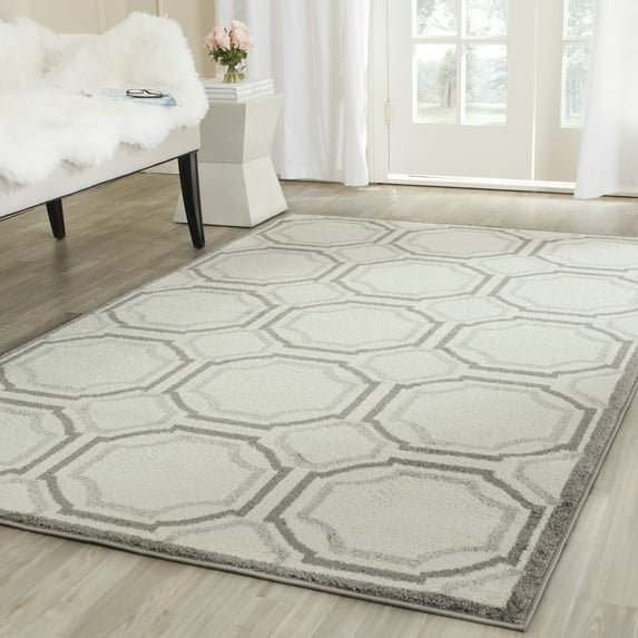 Safavieh Amherst Winnie Geometric Area Rug, Ivory/Light Gray, 5'3" x 8'