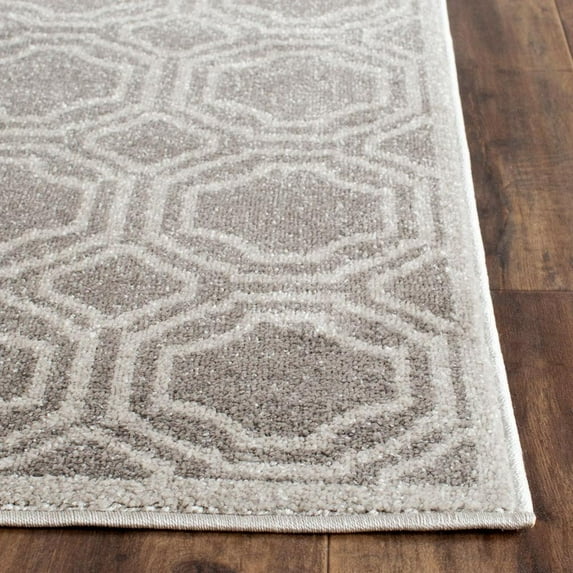 SAFAVIEH Amherst Winnie Geometric Runner Rug, Grey/Light Grey, 2'3" x 9'