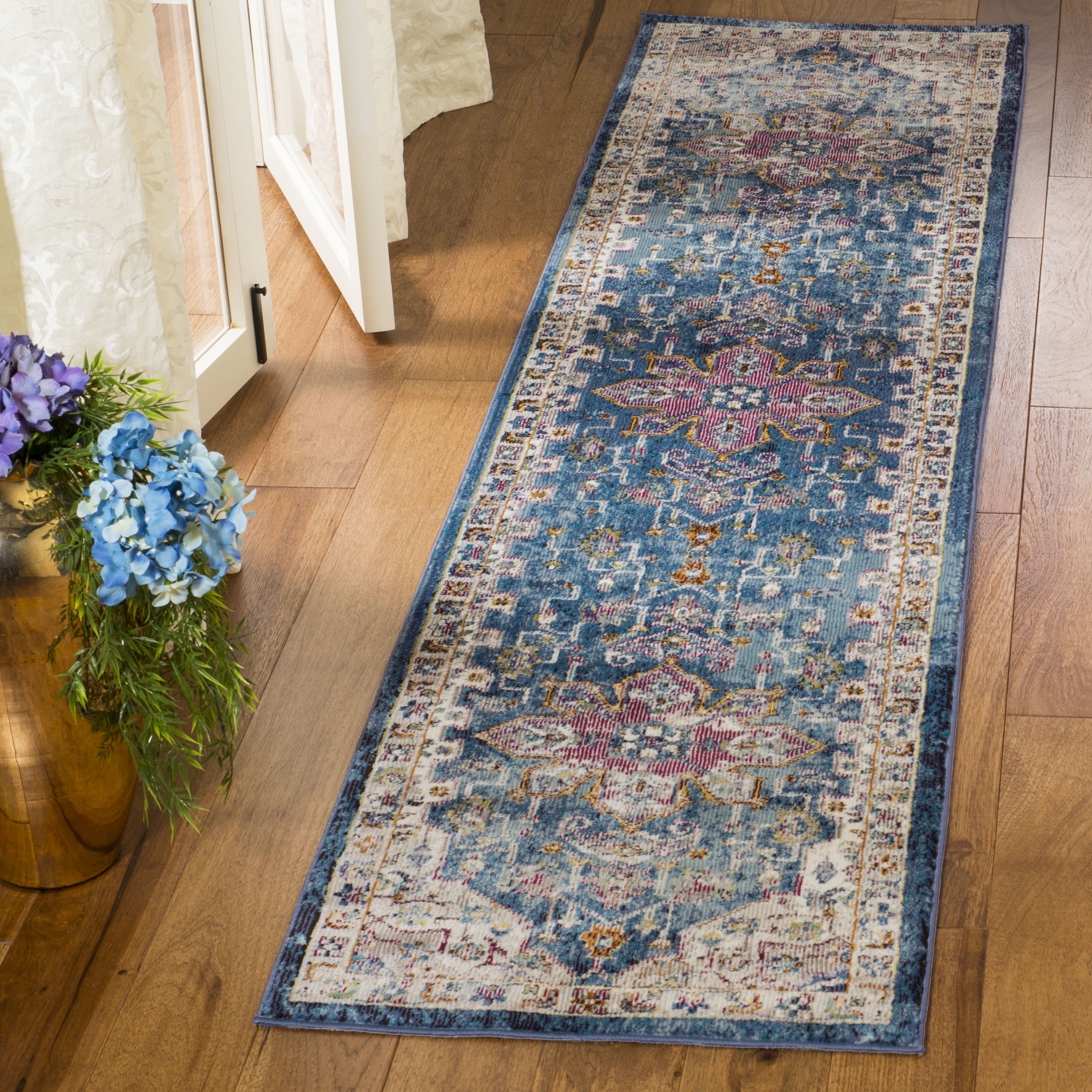 Hand-Knotted Medallion Blue and Cream Synthetic 2'x6' Rug