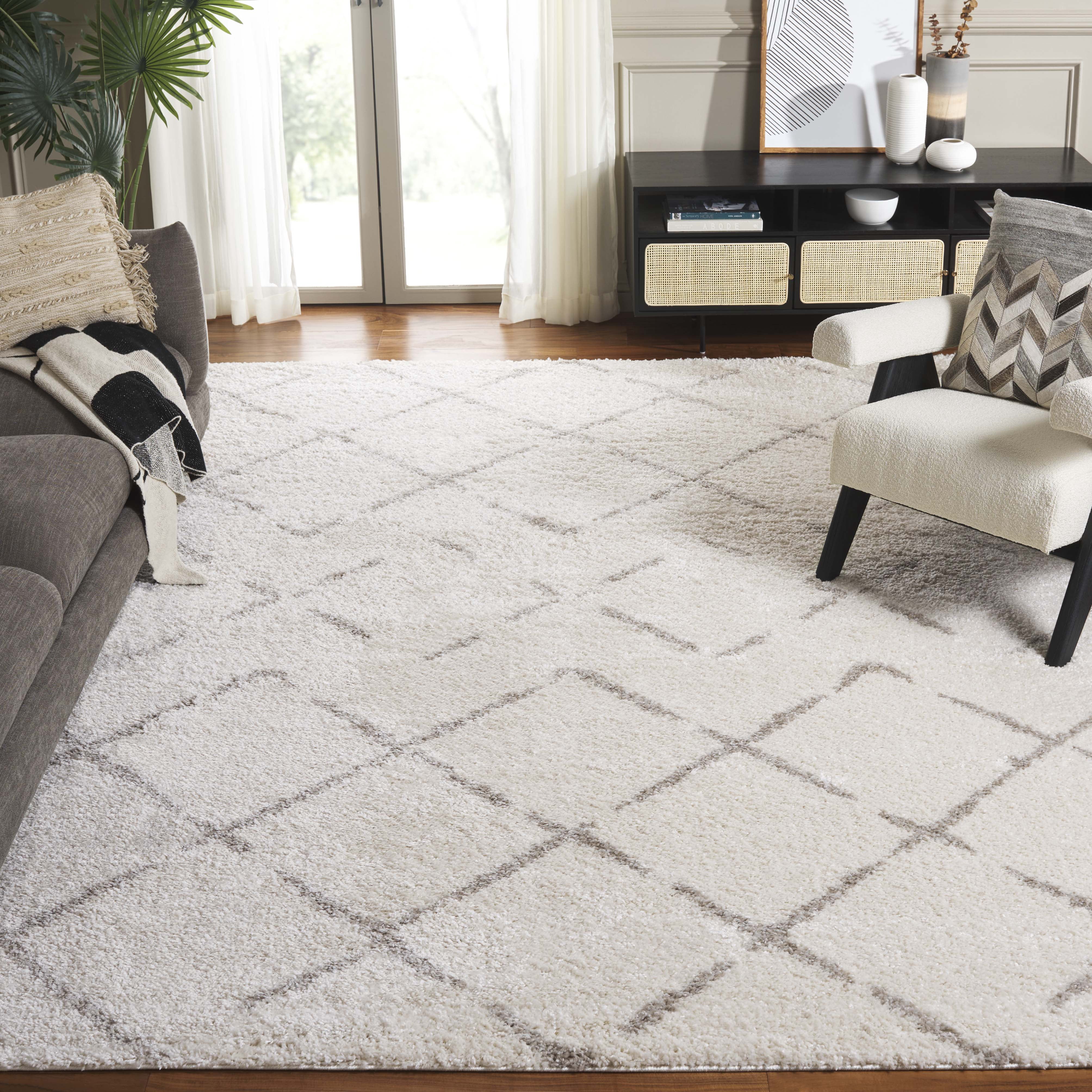 SAFAVIEH Arizona Zarif Geometric Shag Area Rug, Ivory/Beige, 9' x 12'