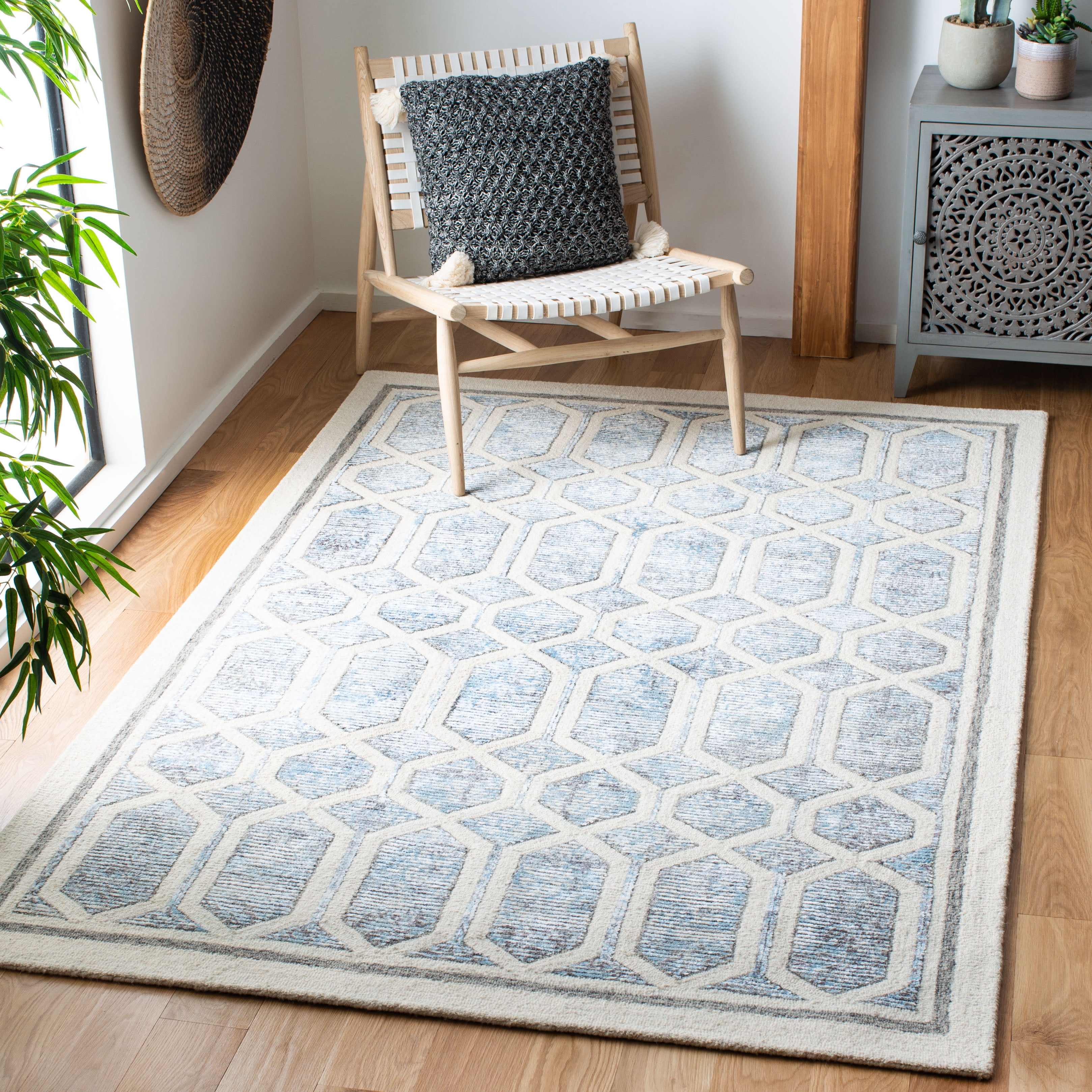 SAFAVIEH Artistry Jorie Geometric Area Rug, Ivory/Blue, 6' x 9'