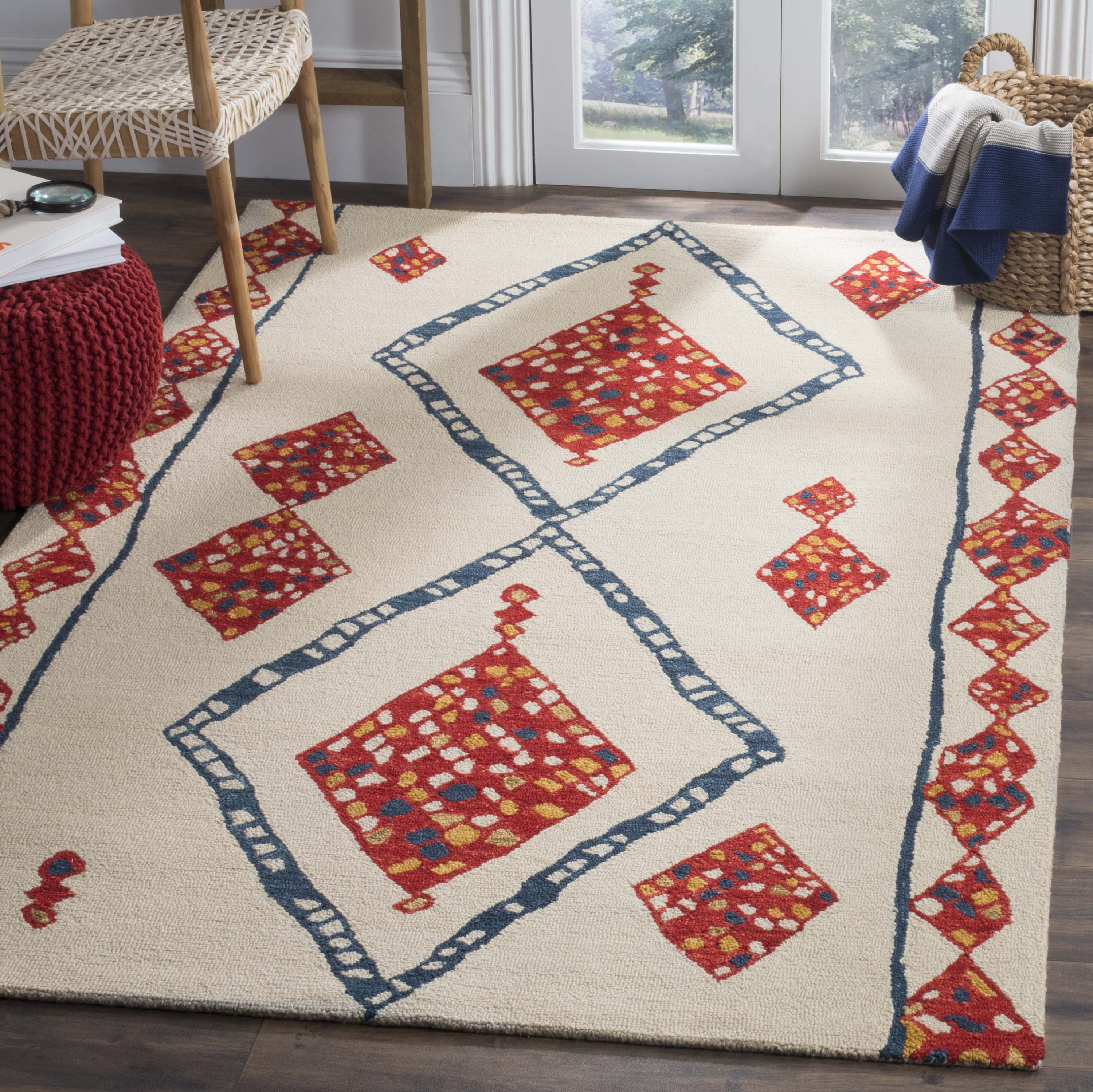 SAFAVIEH Aspen Byrne Southwestern Wool Area Rug, Ivory/Multi, 4' x 6'