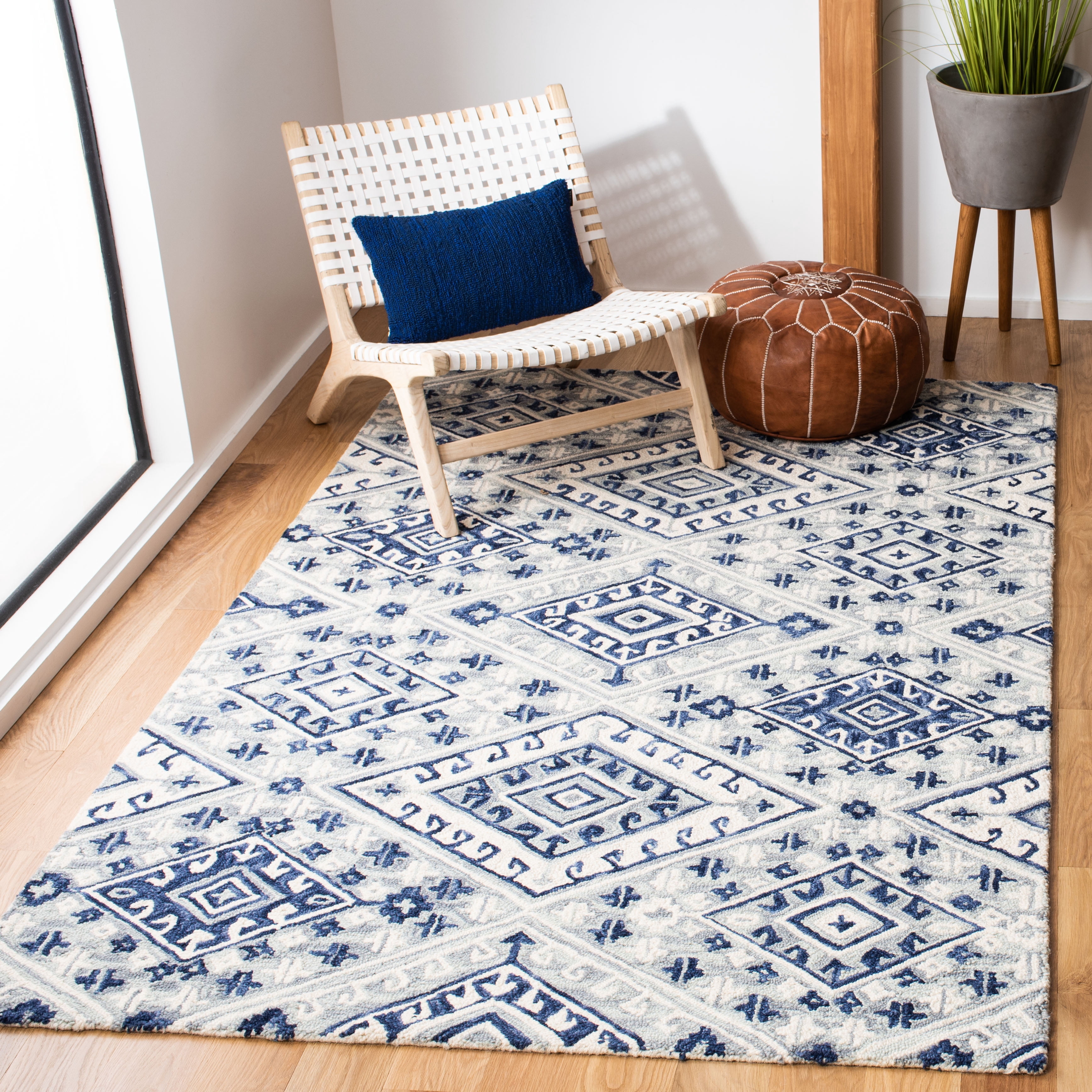 SAFAVIEH Aspen Eglantine Geometric Diamonds Wool Area Rug, Grey/Blue, 5' x 8'