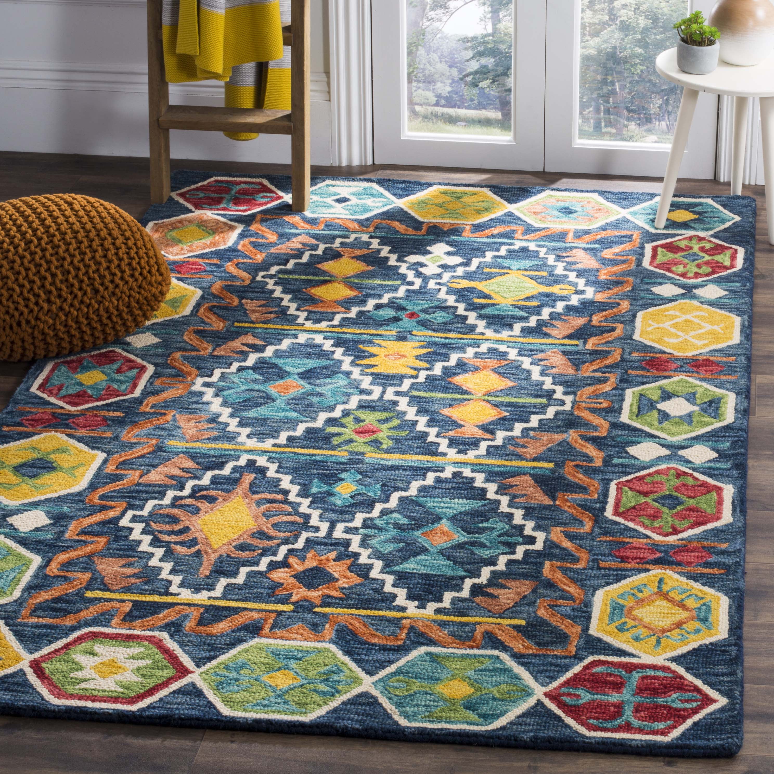 SAFAVIEH Aspen Joyce Southwestern Wool Area Rug, Navy/Gold, 4' x 6'