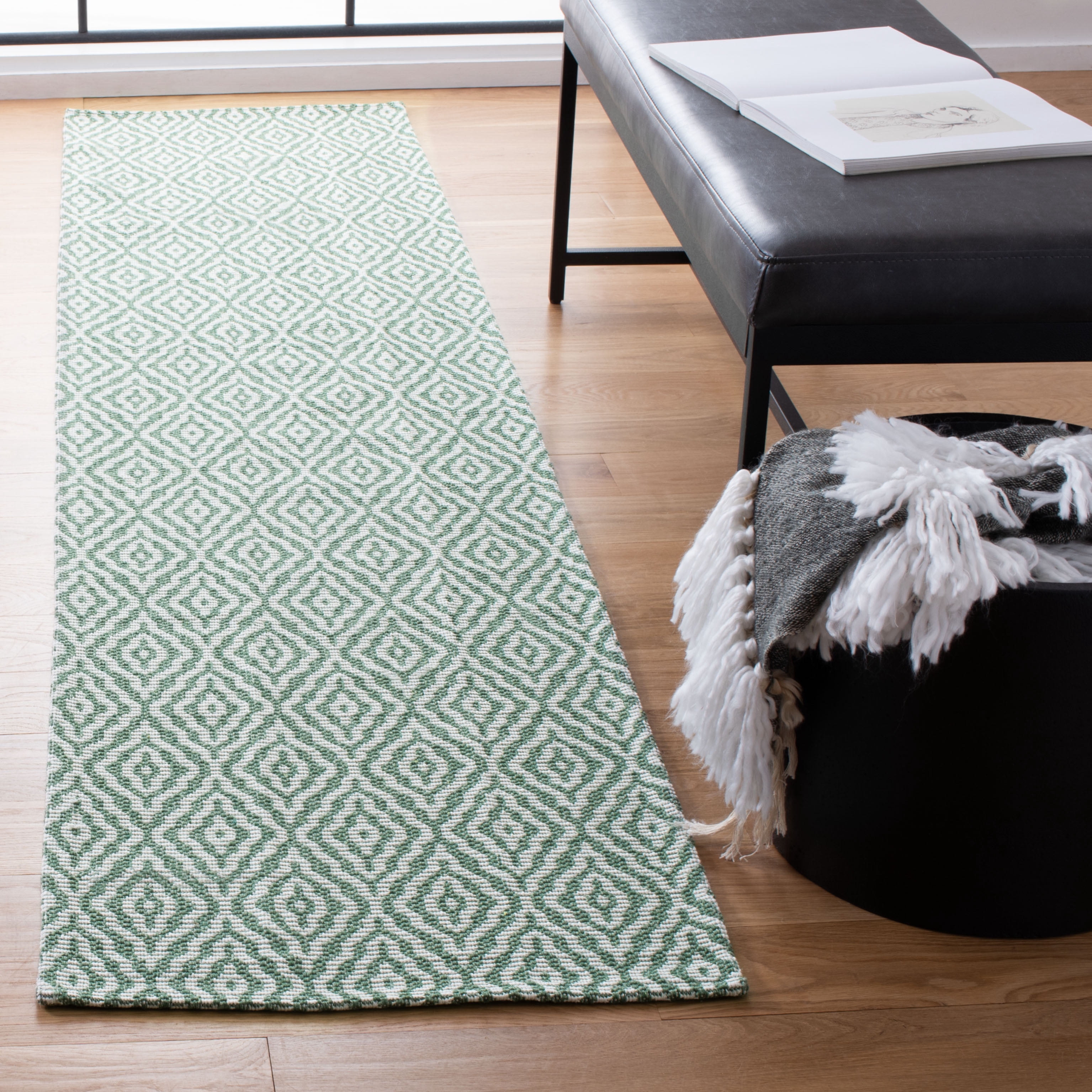 Diamond Runner Rug SAFAVIEH Augustine Caylee Diamond Runner Rug, Green/Ivory, 2' x 9 ...