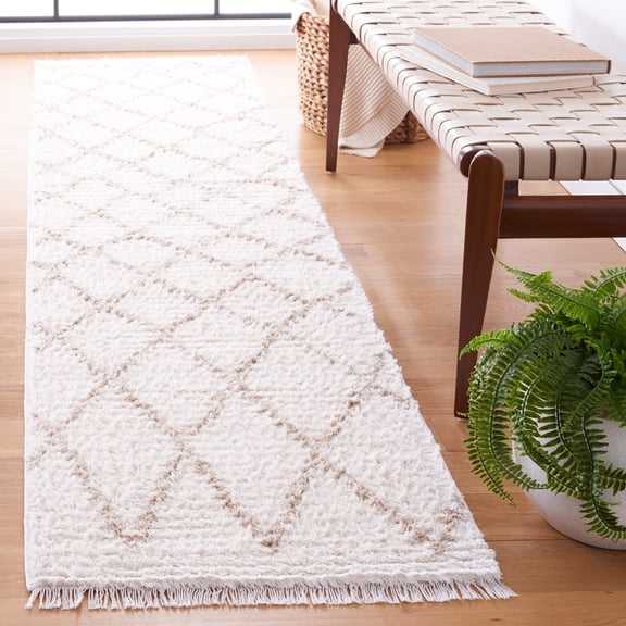 SAFAVIEH Augustine Ramona Trellis Runner Rug, Ivory/Beige, 2' x 9'