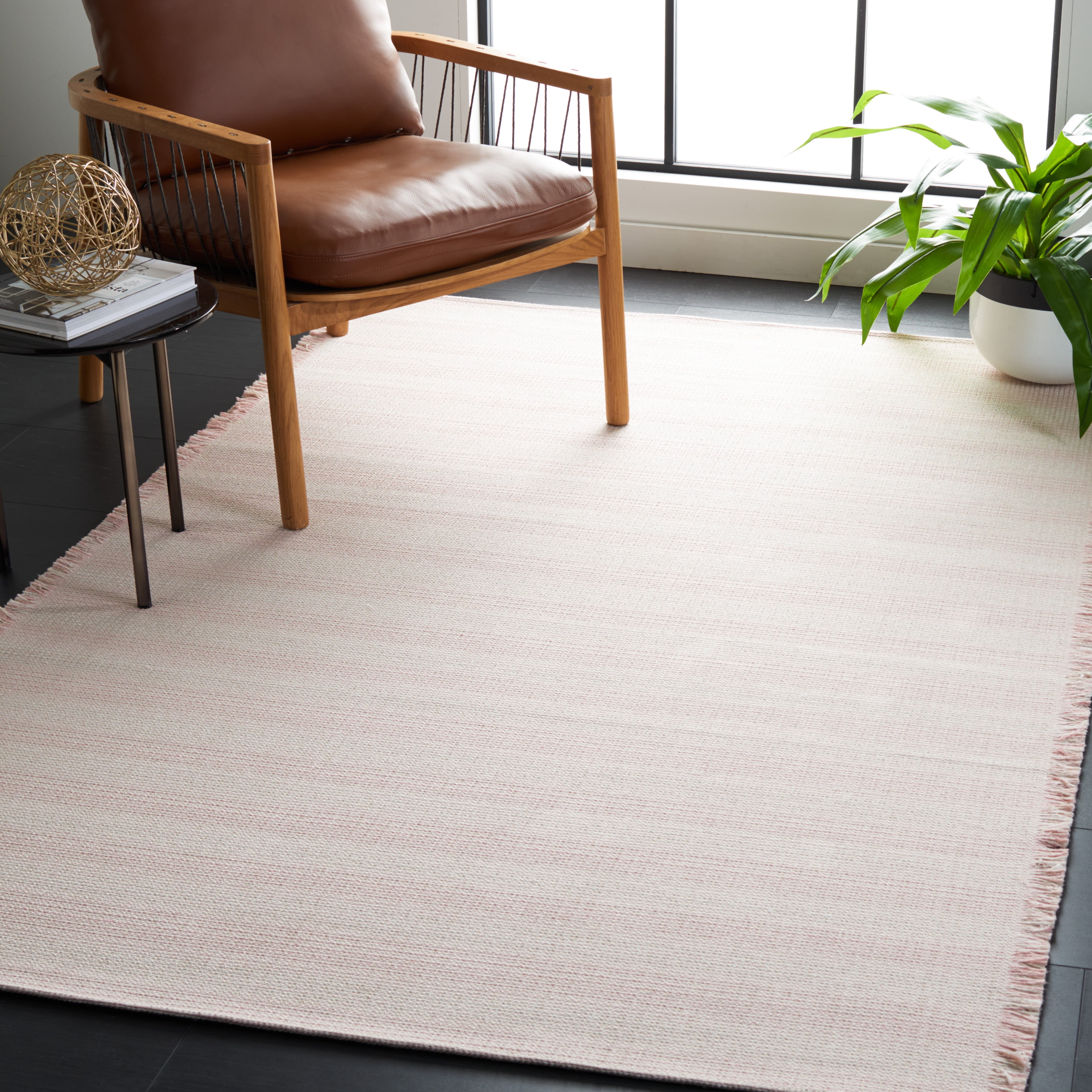 SAFAVIEH Augustine Thornton Striped Area Rug, Ivory/Pink, 5' x 7'7"