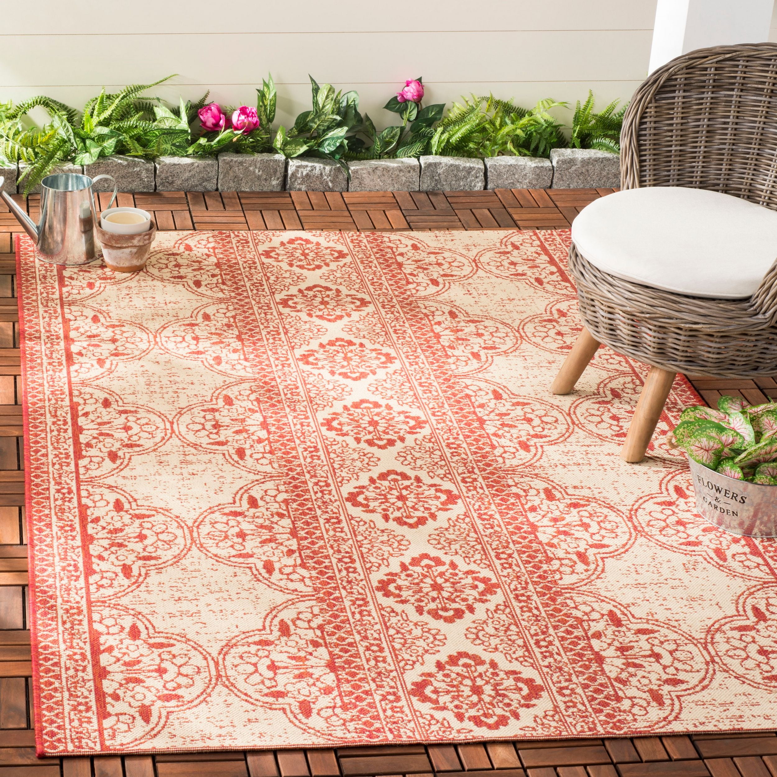SAFAVIEH Beach House Kiaran Southwestern Indoor/Outdoor Area Rug Red/Cream, 6'7" x 6'7" Square