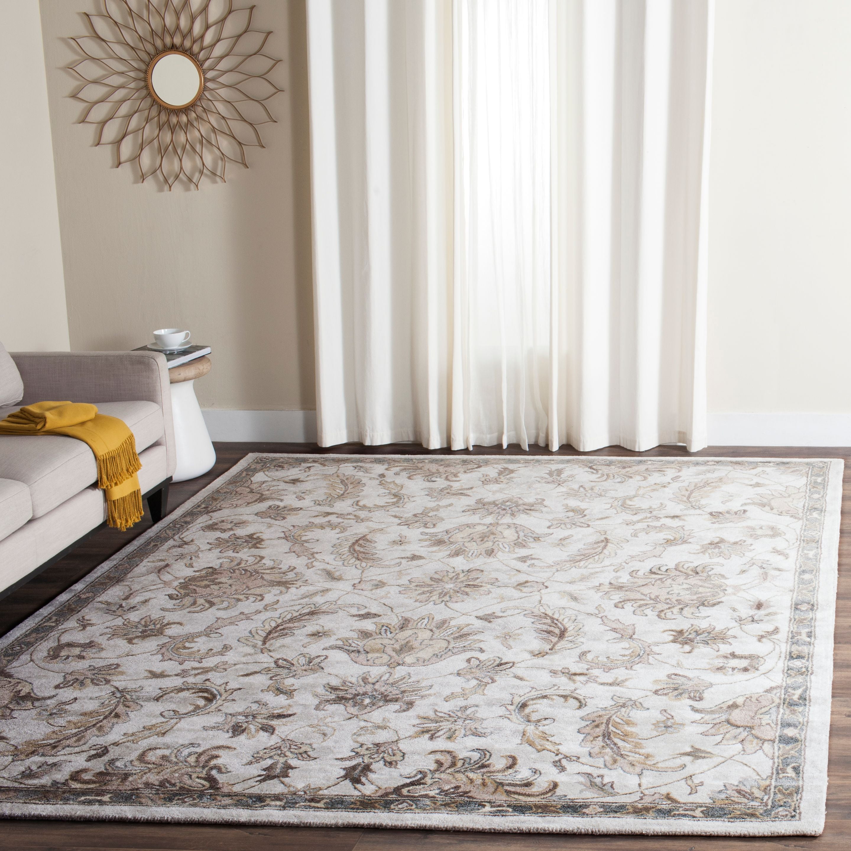 Off-White Floral Tufted Wool-Viscose 5'x8' Area Rug