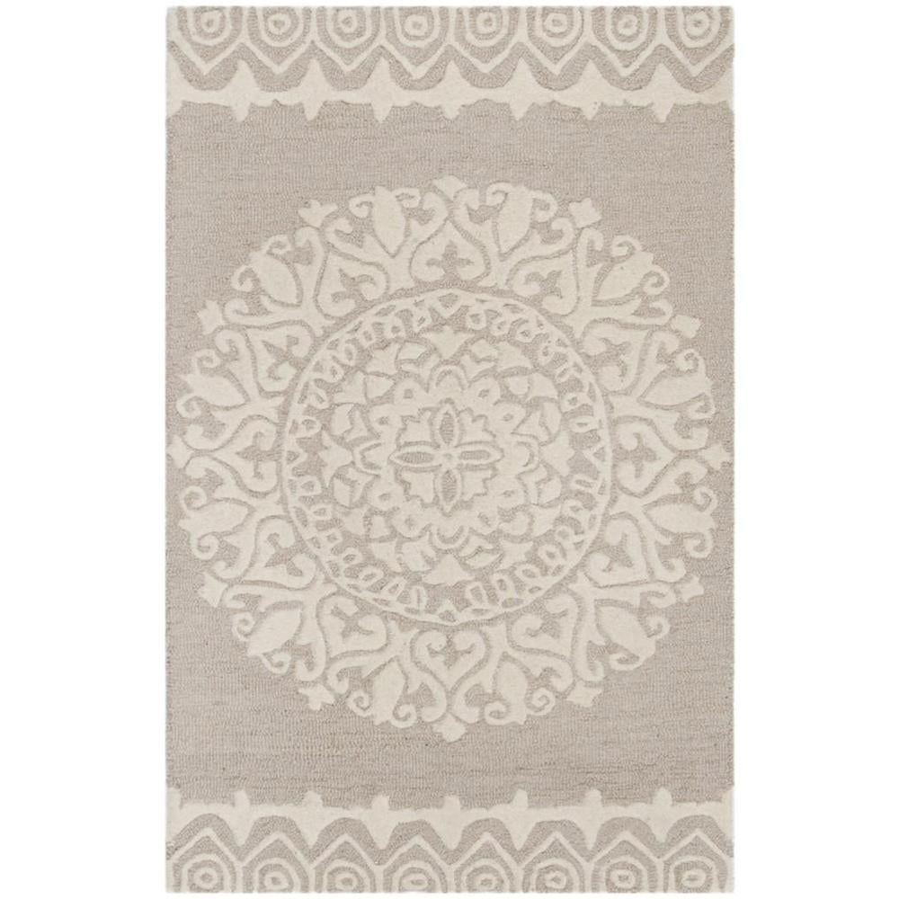 SAFAVIEH Bella Cecilia Medallion Wool Area Rug, Beige/Ivory, 2'6" x 4'