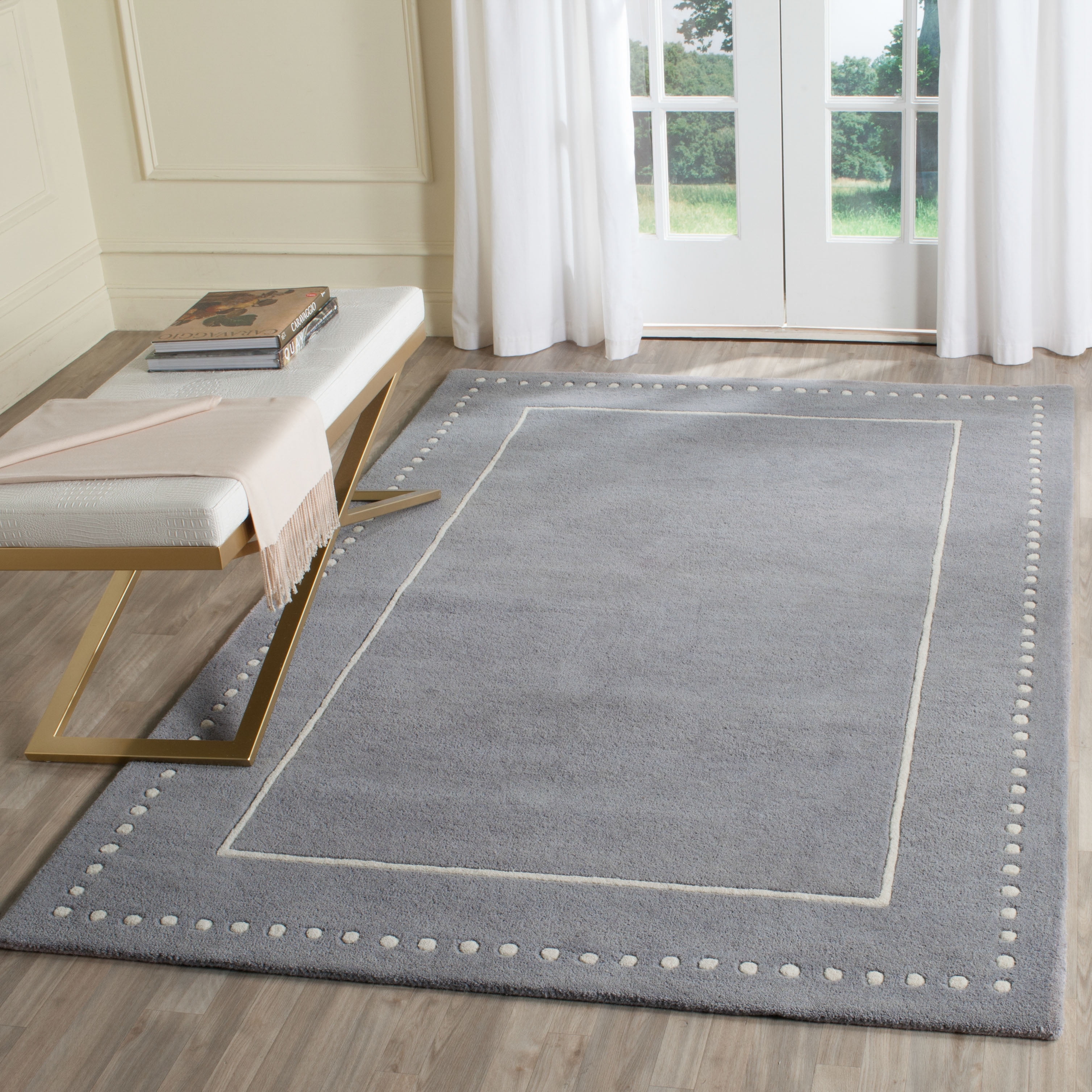 SAFAVIEH Bella Danita Plain Dotted Bordered Wool Area Rug, Silver/Ivory, 6' x 9'