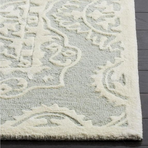 SAFAVIEH Bella Doriane Medallion Geometric Wool Area Rug, Grey/Ivory, 6' x 9'