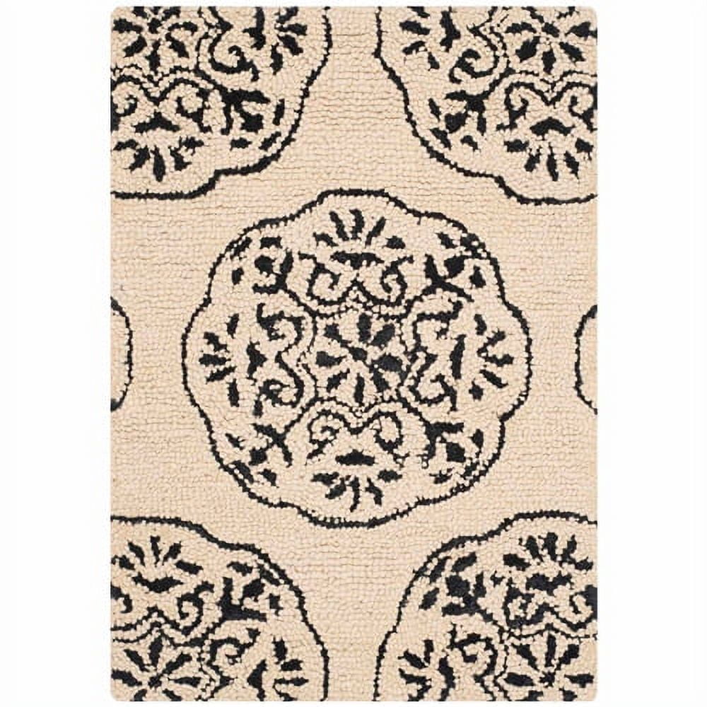 Ivory and Charcoal Hand-Tufted Wool Area Rug 2' x 3'