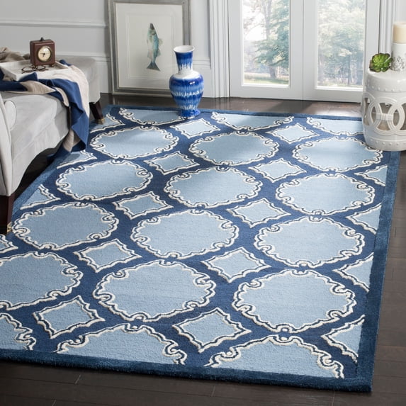 SAFAVIEH Bella Kaitlyn Geometric Circles Wool Area Rug, Navy/Blue, 4' x 6'