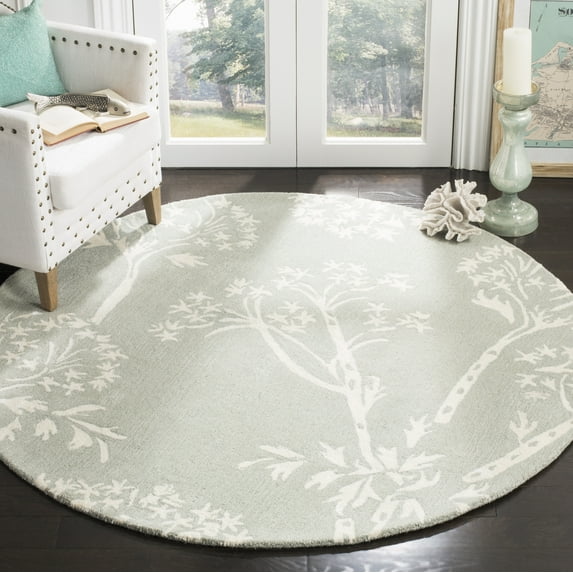 SAFAVIEH Bella Kiro Floral Flowers Wool Area Rug, Grey/Ivory, 5' x 5' Round