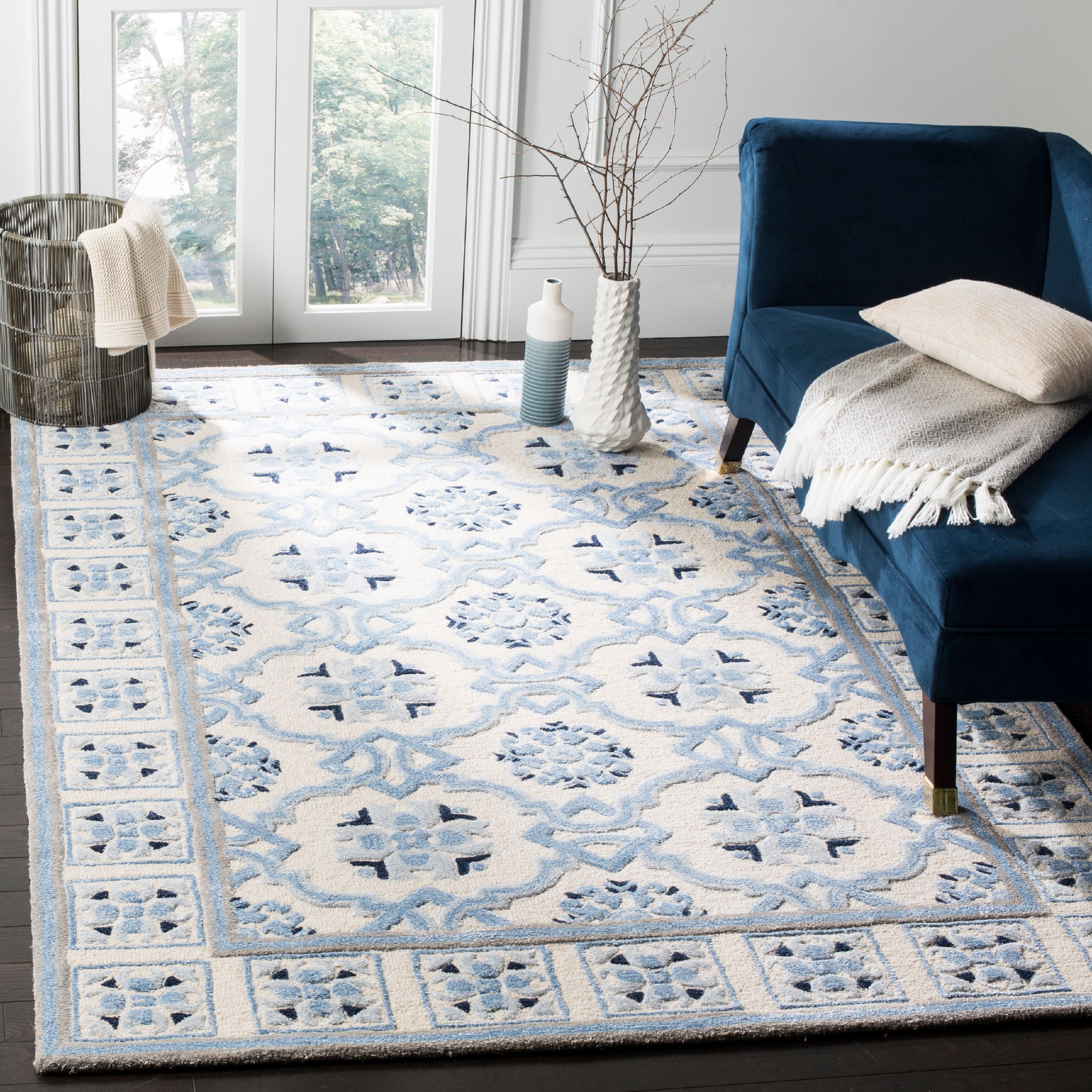 SAFAVIEH Bella Noelle Geometric Bordered Wool Area Rug, Ivory/Blue, 8' x 10'