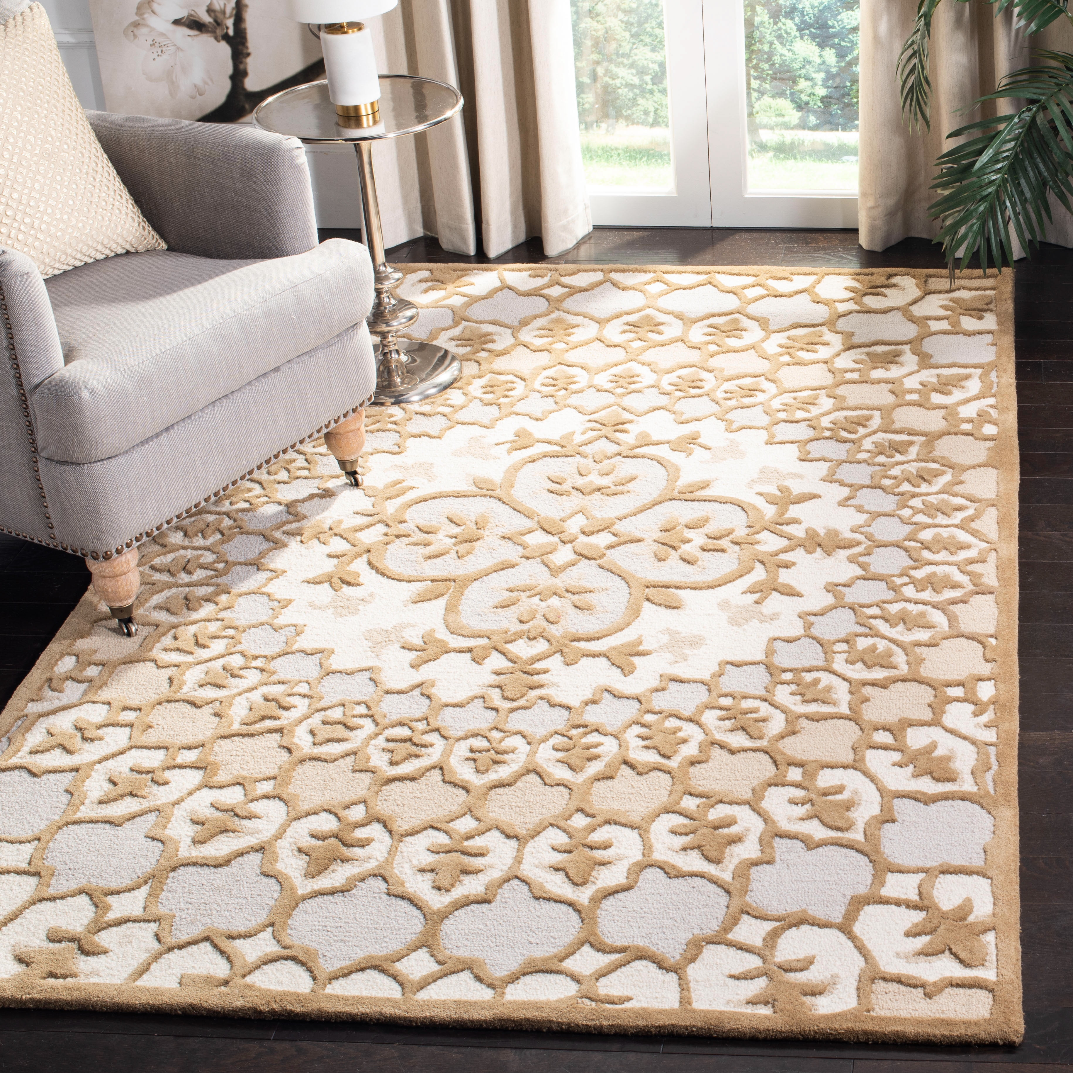 SAFAVIEH Bellagio Zoja Floral Wool Area Rug, Ivory/Dark Beige, 5' x 5' Square