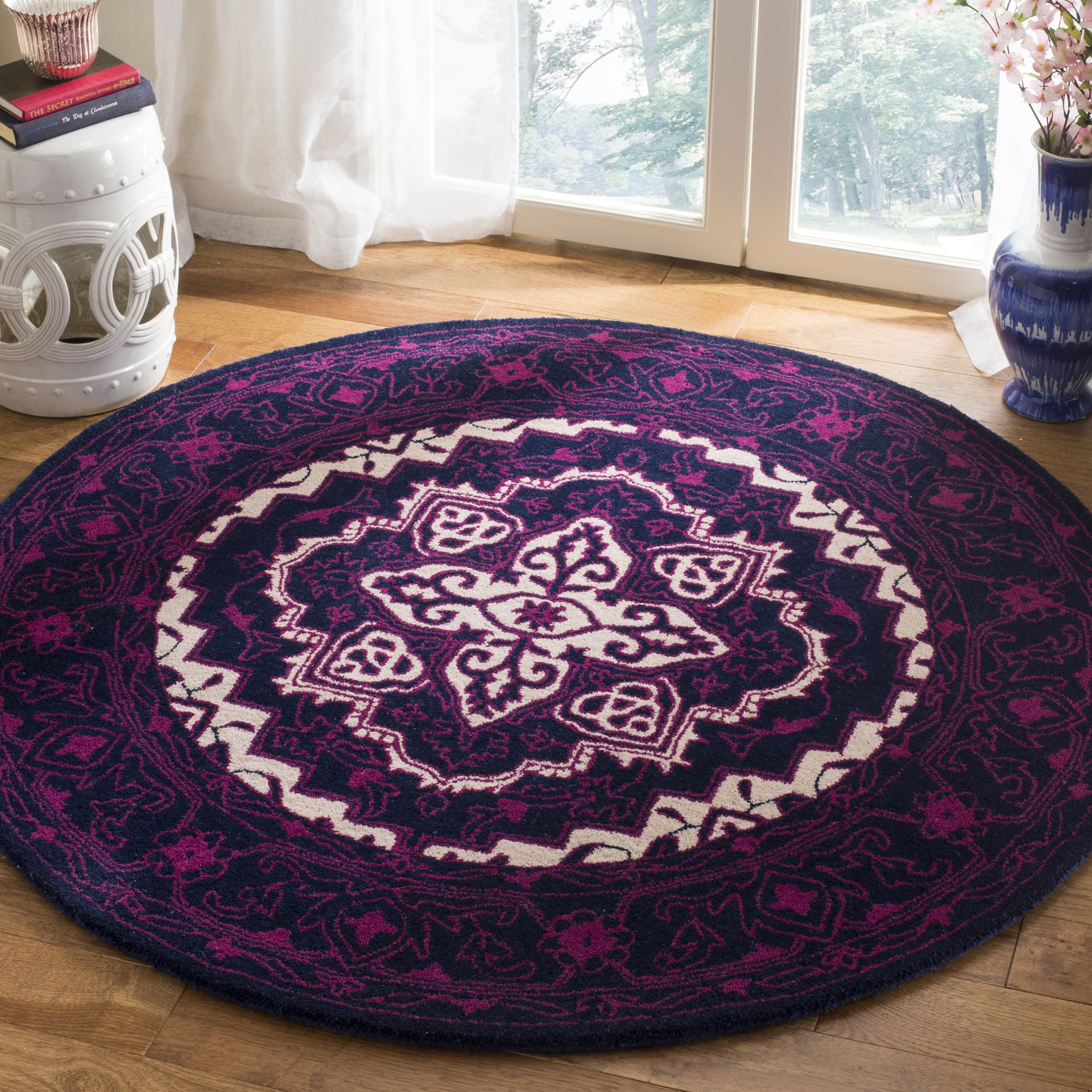 SAFAVIEH Bellagio Coty Oriental Wool Area Rug, Purple/Ivory, 5' x 5' Round