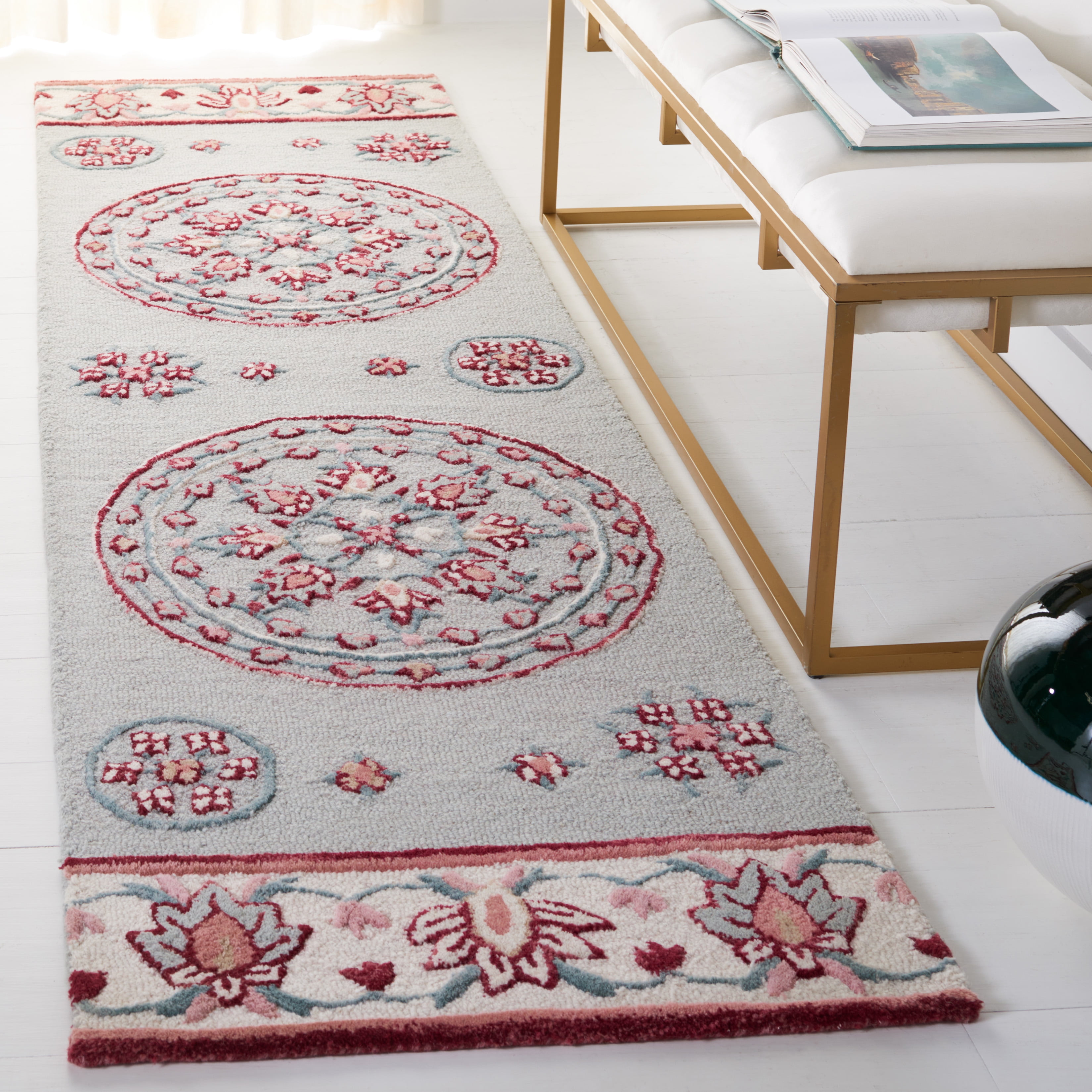 SAFAVIEH Bellagio Vanessa Floral Wool Runner Rug, Light Gray/Ivory, 2'3" x 8'