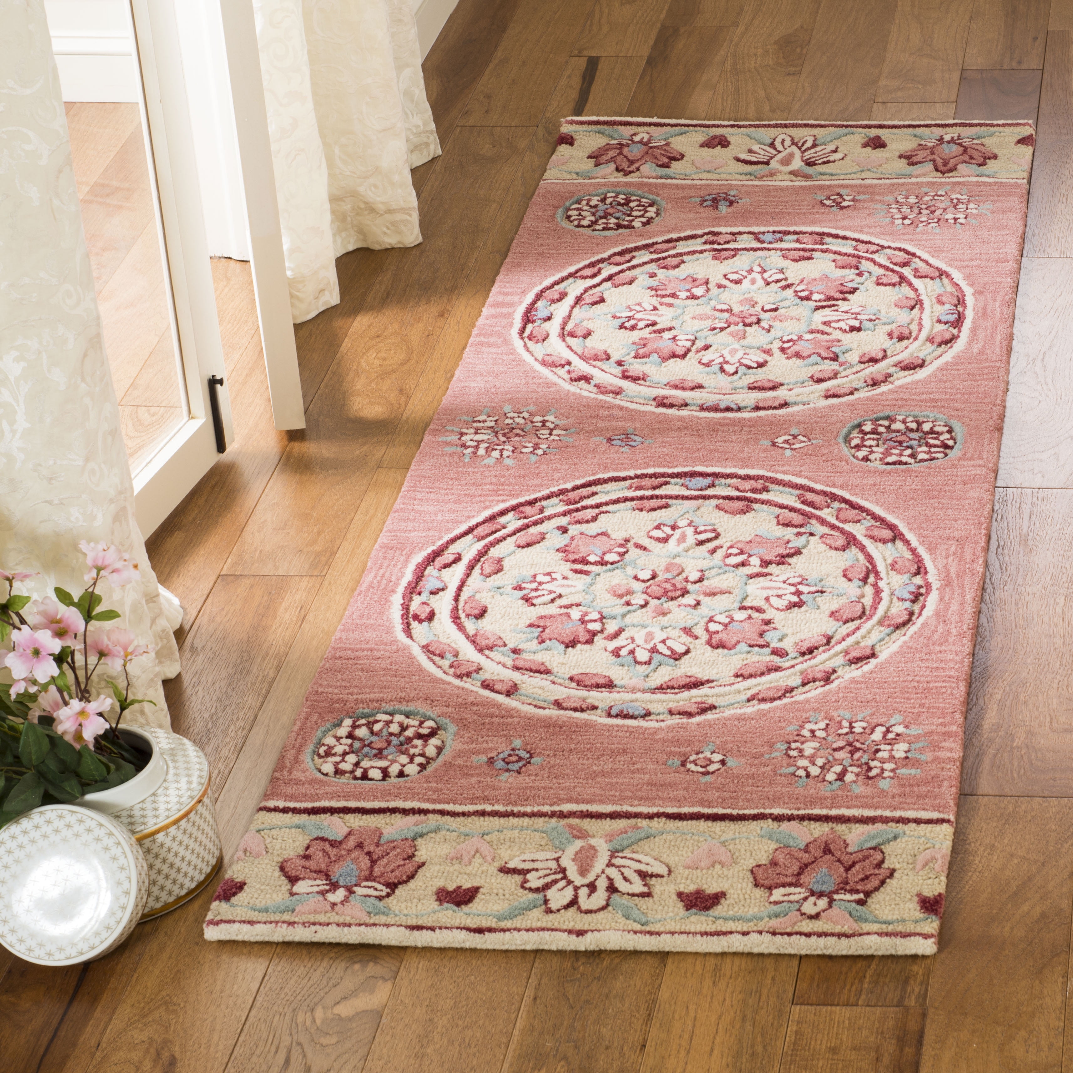 SAFAVIEH Bellagio Vanessa Floral Wool Runner Rug, Red/Beige, 2'3" x 7'