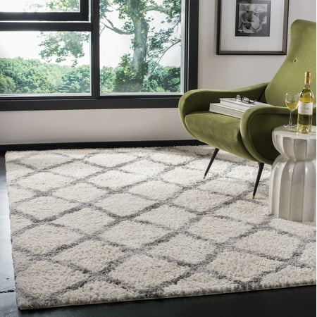 SAFAVIEH Berber Abel Geometric Shag Area Rug, Cream/Gray, 5' x 7'