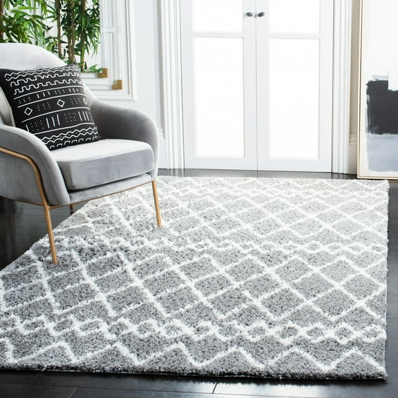 SAFAVIEH Berber Feride Geometric Shag Area Rug, Light Gray/Cream, 2'6" x 4'