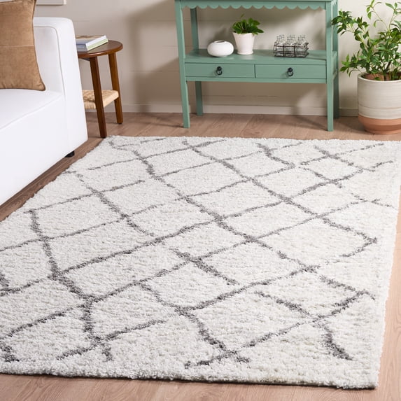SAFAVIEH Berber Bentley Geometric Shag Area Rug, Cream/Light Gray, 6' x 9'