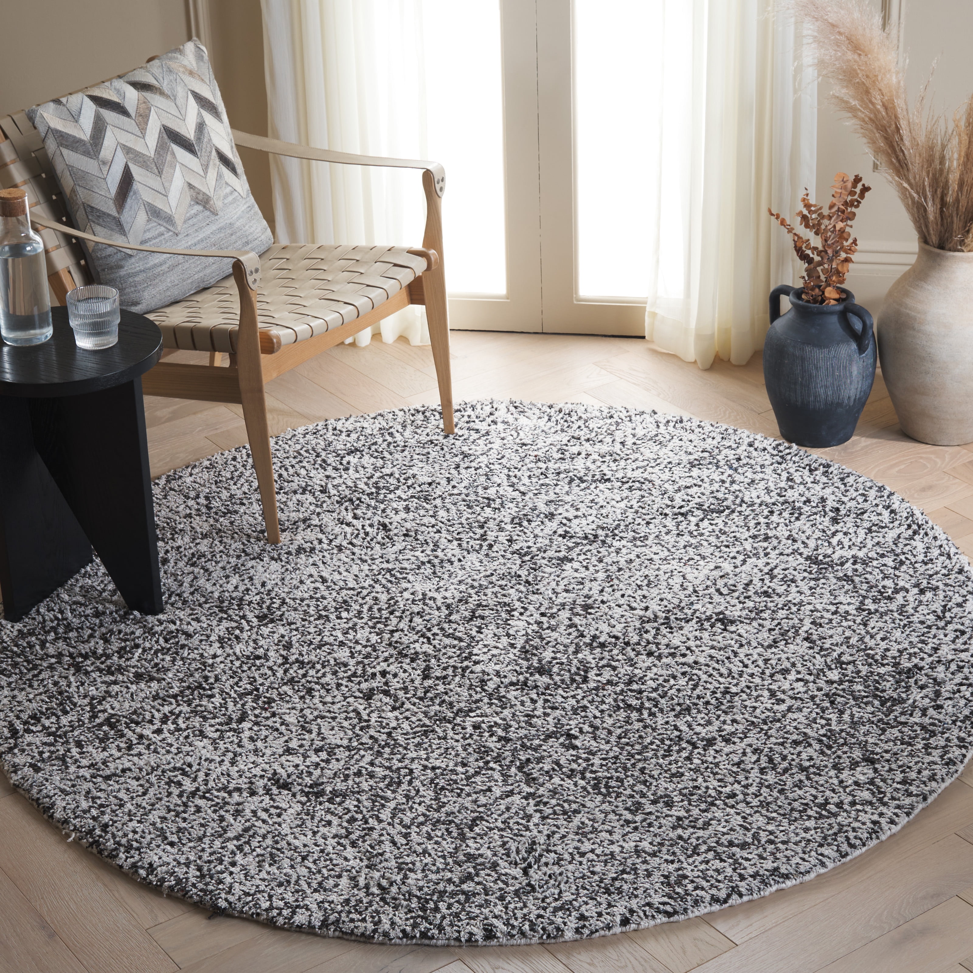 SAFAVIEH Berber Deena Distressed Area Rug, Ivory/Black, 6' x 6' Round