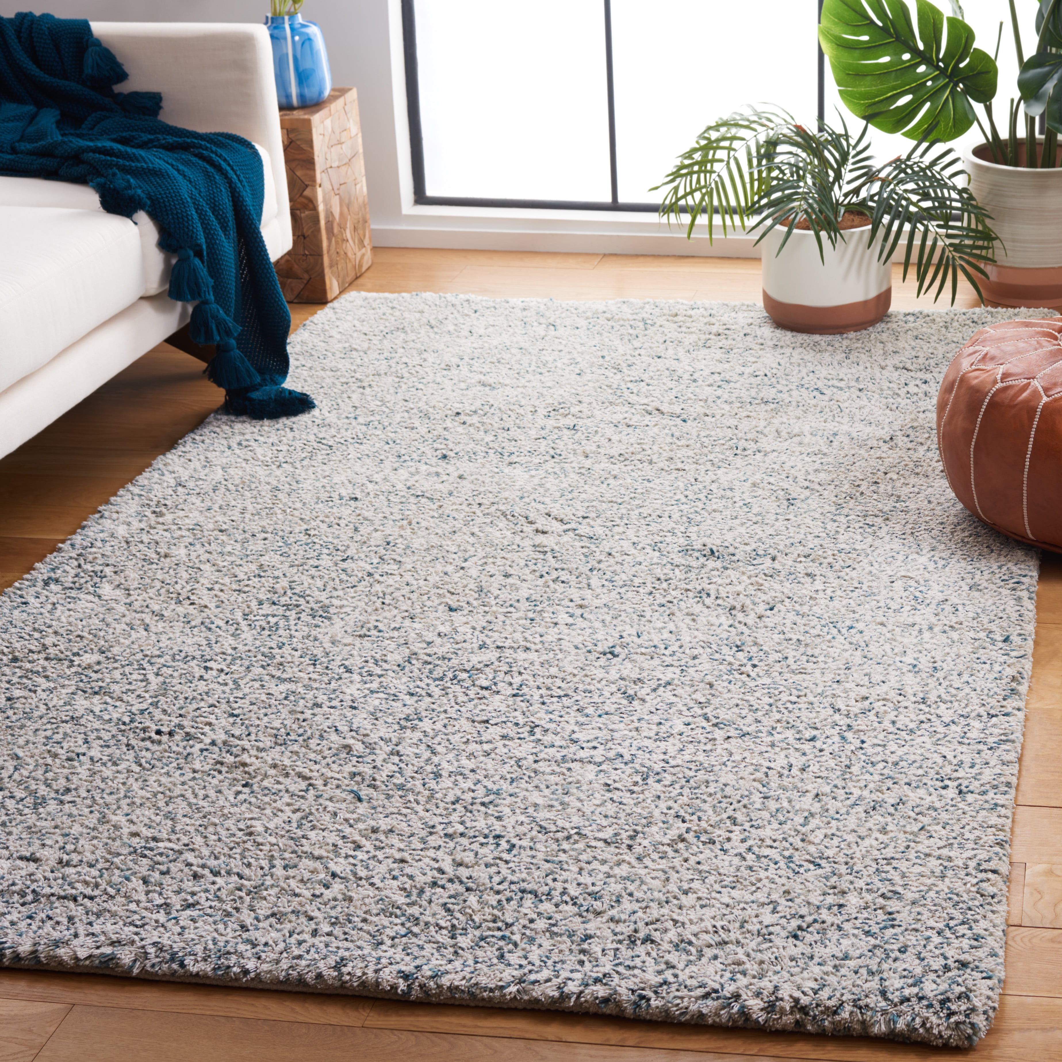 SAFAVIEH Berber Deena Distressed Area Rug, Ivory/Sage, 5' x 8'