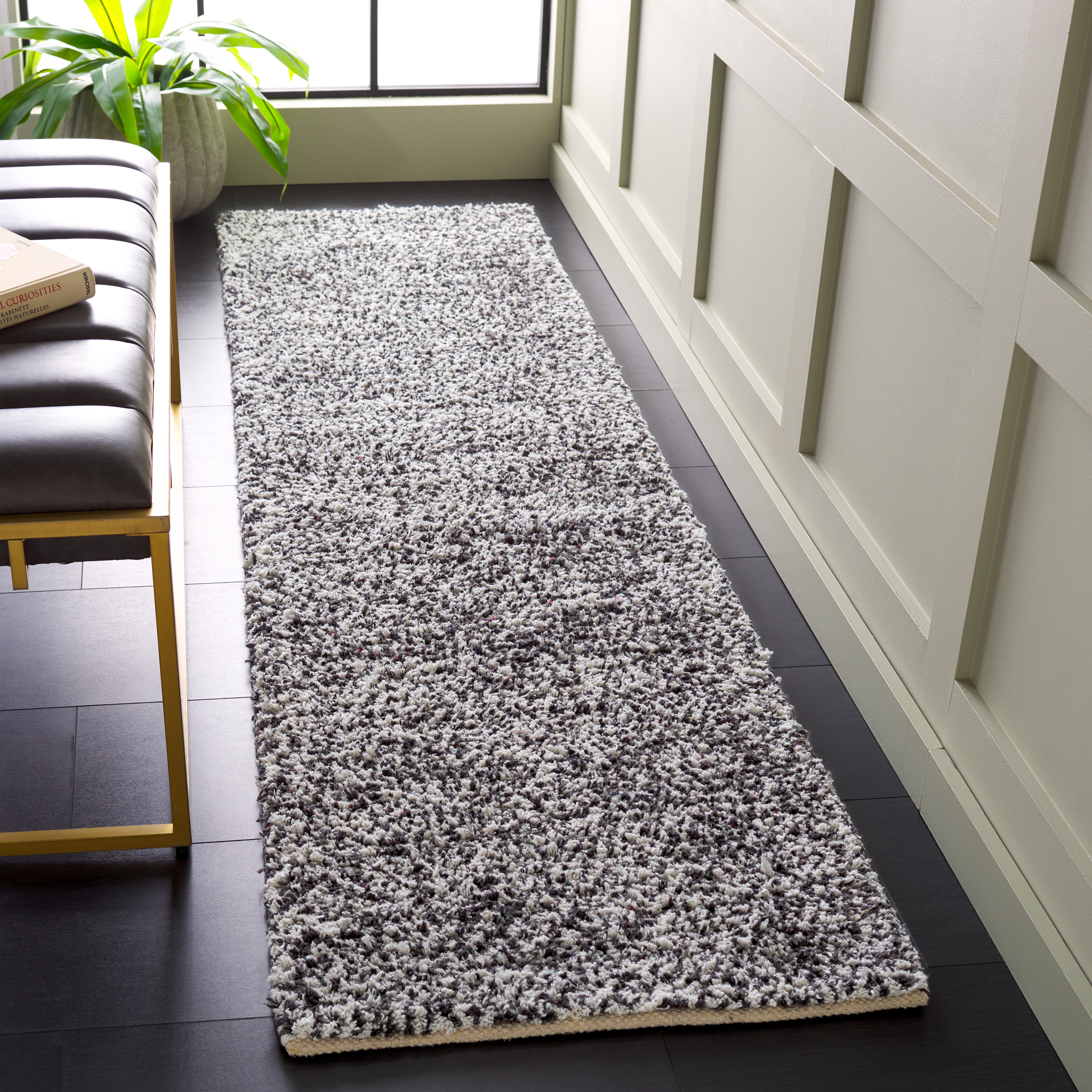 SAFAVIEH Berber Deena Distressed Runner Rug, Ivory/Black, 2'3" x 8'