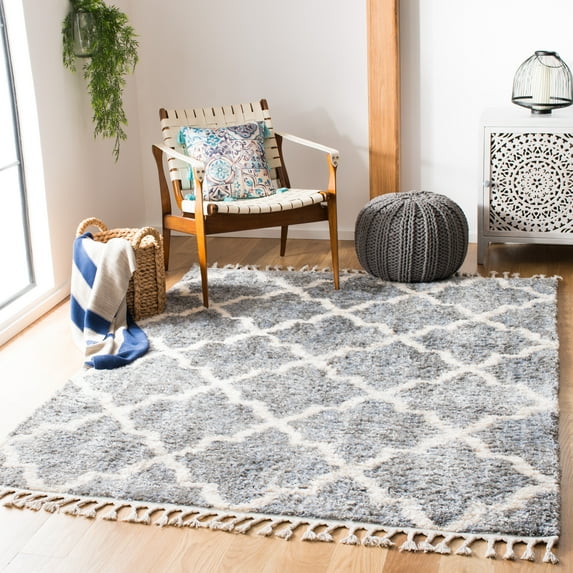 SAFAVIEH Berber Fringe Apache Geometric Shag Area Rug, Gray/Cream, 5'3" x 7'6"