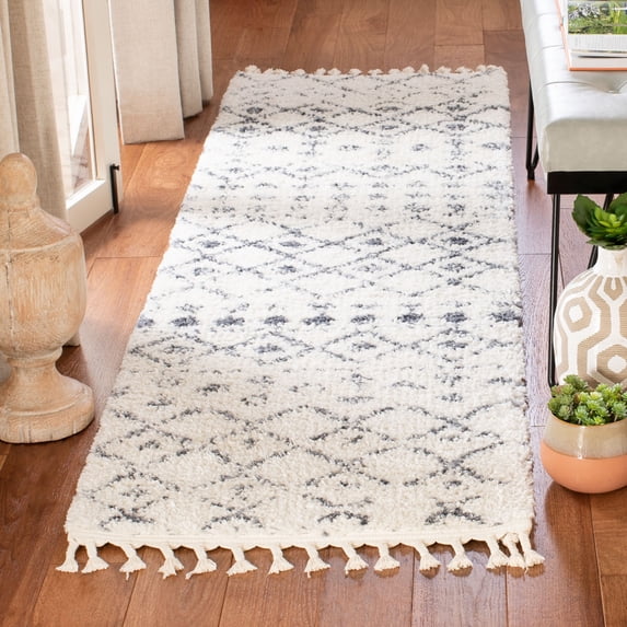 SAFAVIEH Berber Fringe Vinal Aztec Shag Runner Rug, Cream/Dark Gray, 2'2" x 6'