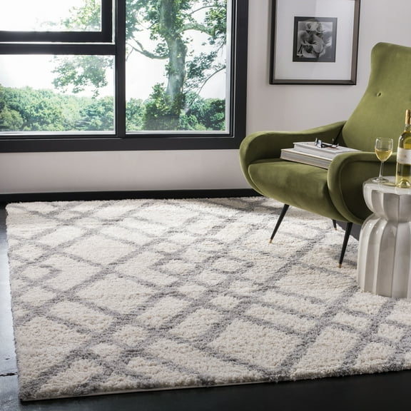 SAFAVIEH Berber Kyle Geometric Shag Area Rug, Cream/Grey, 5'3" x 7'6"