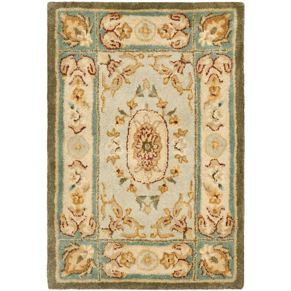 SAFAVIEH Bergama Cromwell Oriental Wool Area Rug, Light Blue/Ivory, 4' x 6'