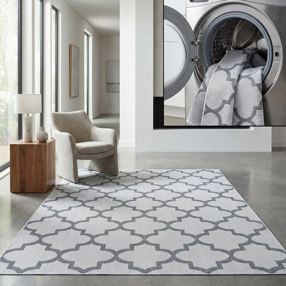 SAFAVIEH Machine Washable Rug Indoor/Outdoor Bermuda Collection - Bermuda Abraham Geometric Quatrefoil Indoor/Outdoor Area Rug Ivory/Grey, 6'7" x 6'7" Square