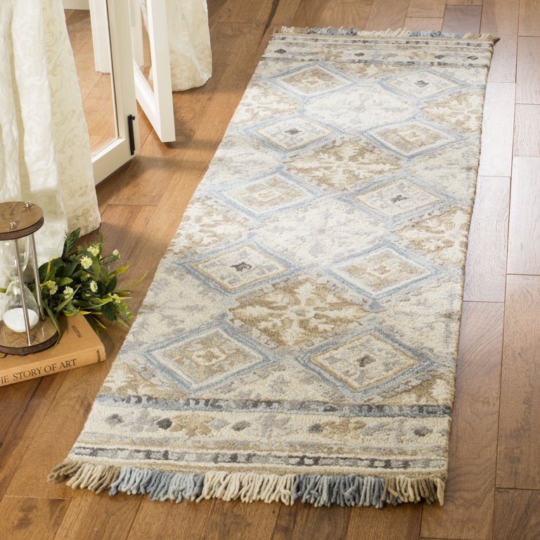 SAFAVIEH Blossom Keighley Geometric Fringe Wool Area Rug, Beige/Light Blue,  6' x 6' Round 