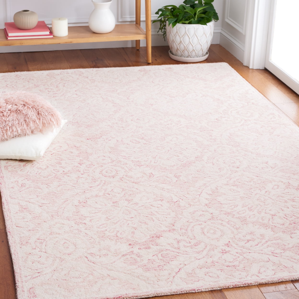 SAFAVIEH Blossom Travis Damask Area Rug, Pink/Ivory, 4' x 6' - Walmart.com