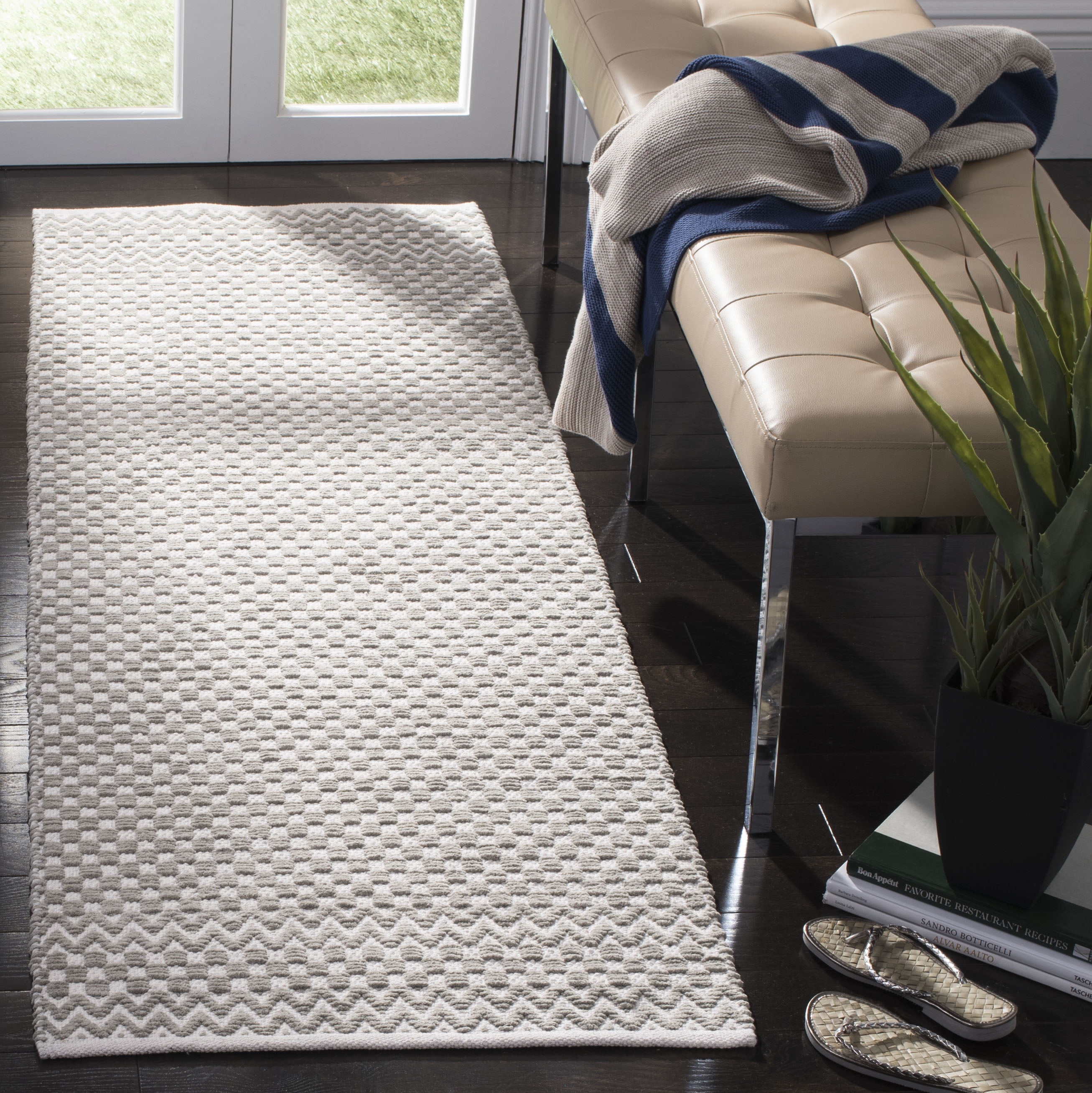 SAFAVIEH Boston Peter Geometric Cotton Runner Rug, Grey, 2'3" x 7'