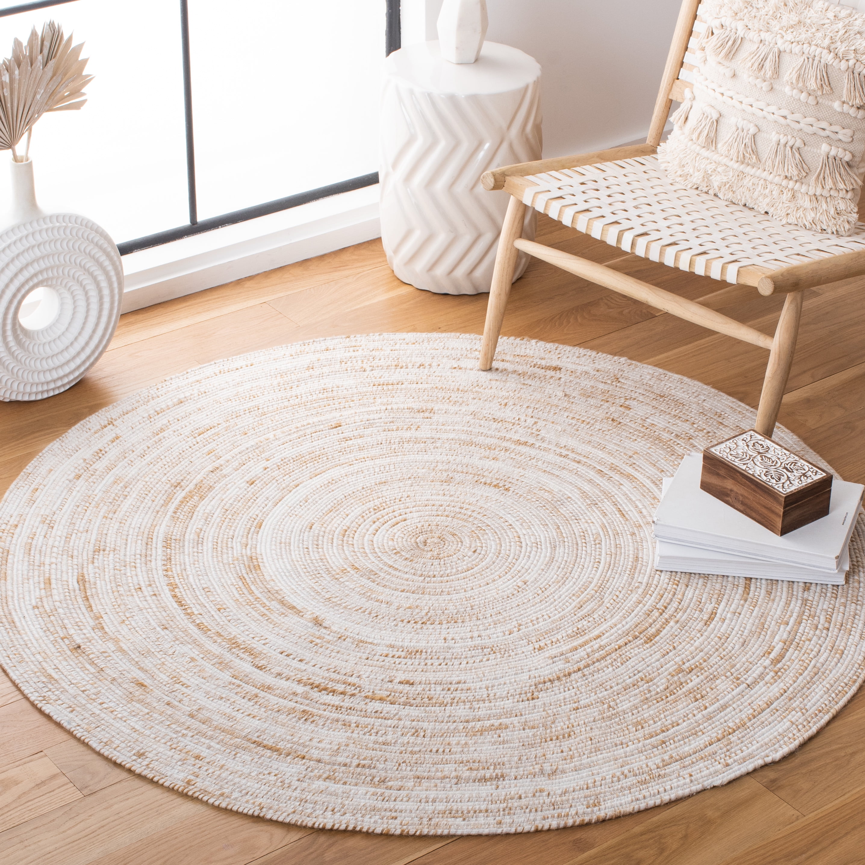 SAFAVIEH Braided Bernica Solid Polyester Reversible Area Rug, Ivory/Brown, 6' x 6' Round