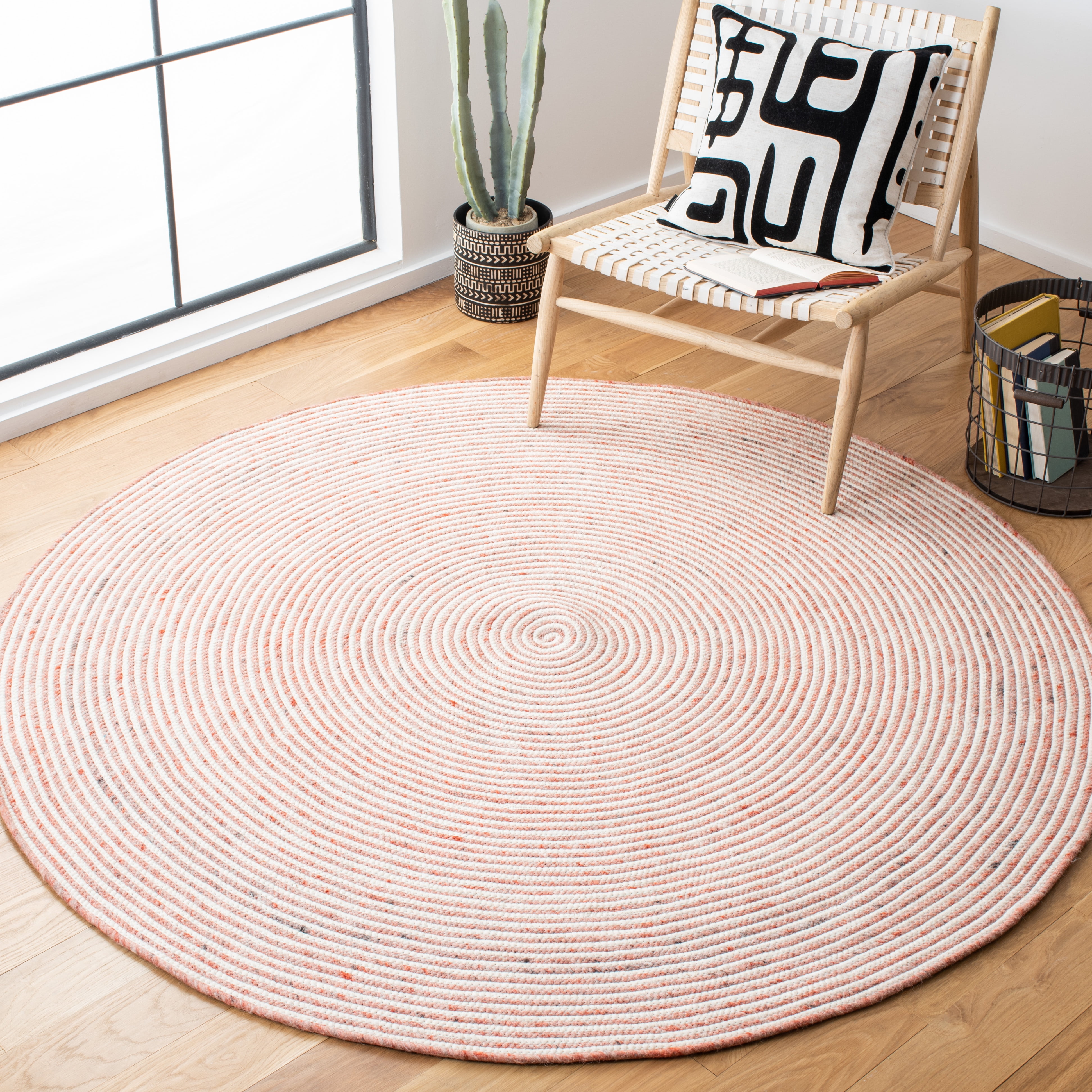 SAFAVIEH Braided Beuregard Solid Reversible Area Rug, Red/Ivory, 3' x 3' Round